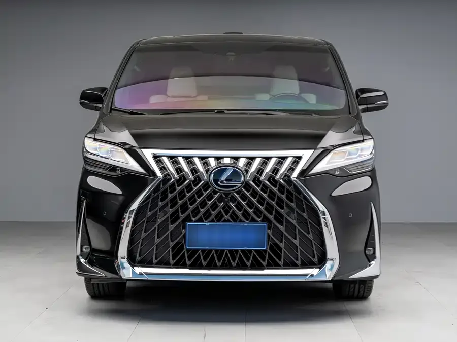Lexus LM 2022