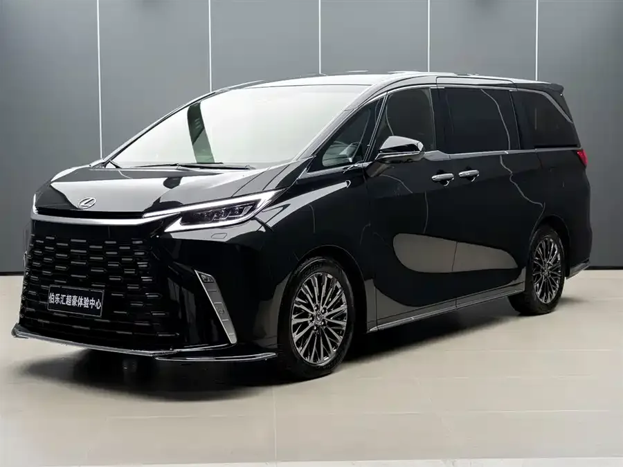Lexus LM 2024