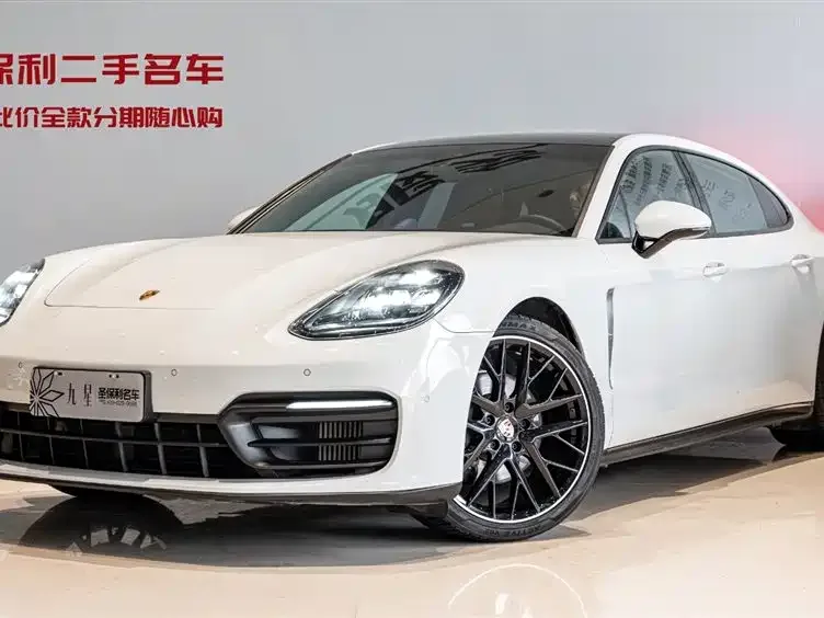 Porsche Panamera 2023