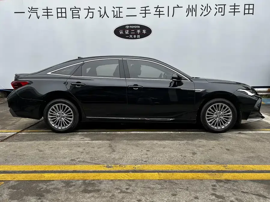 Toyota Avalon Avalon 2023 2.0L Premium Edition 2024 — миниатюра 2