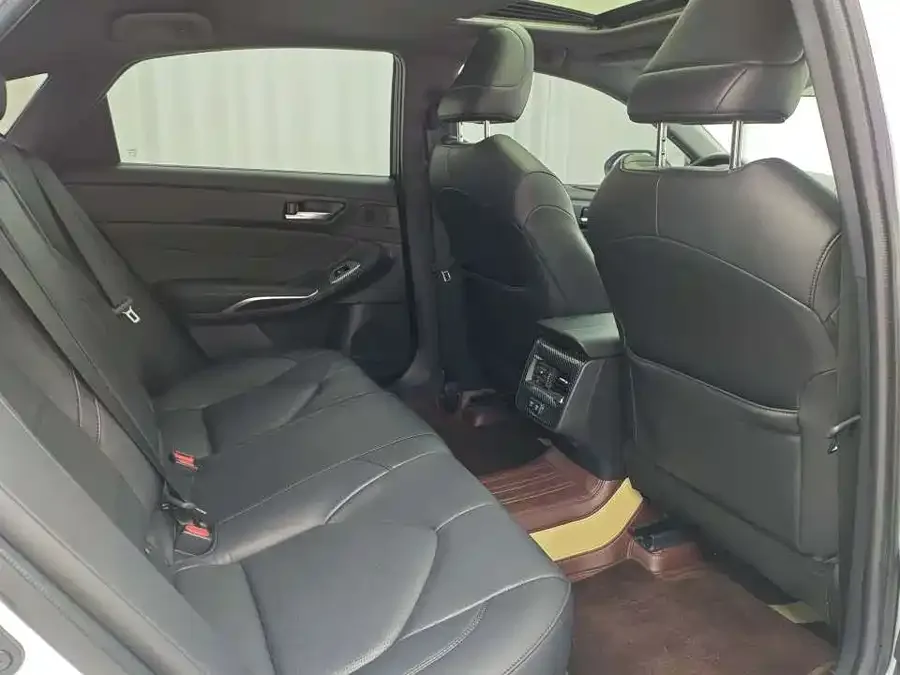 Toyota Avalon Asia Dragon 2019 2.0L Deluxe Edition National VI 2022 — миниатюра 3