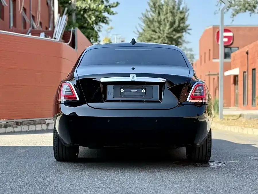 Rolls-Royce Ghost Ghost 2021 6.7T long wheelbase version 2022 — миниатюра 5