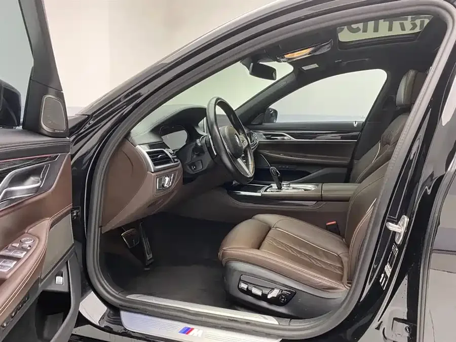 BMW 7 Series BMW 7 Series 2021 730Li M Sport Package 2022 — миниатюра 5