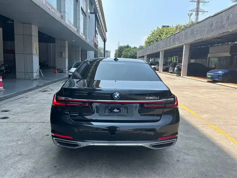 BMW 7 Series BMW 7 Series 2021 730Li Luxury Package 2022 — миниатюра 4