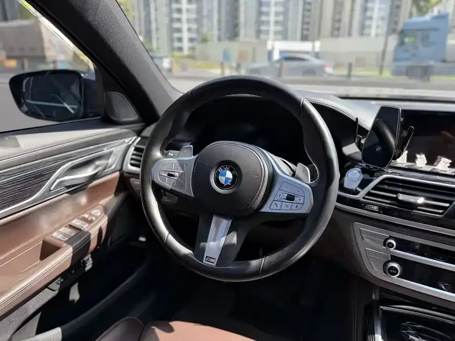 BMW 7 Series BMW 7 Series 2021 730Li M Sport Package 2022 — миниатюра 5