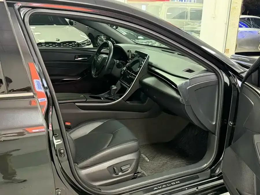 Toyota Avalon 2019 Avalon 2.0L XLE Premium Edition National VI 2022 — миниатюра 2