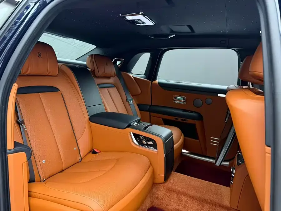 Rolls-Royce Ghost Ghost 2021 6.7T long wheelbase version 2022 — миниатюра 3