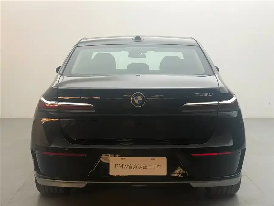 BMW 7 Series BMW 7 Series 2023 735Li M Sport Package 2025 — миниатюра 2