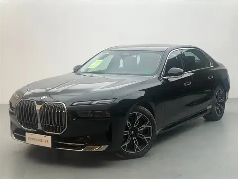 BMW 7 Series 2025 купить в Москве