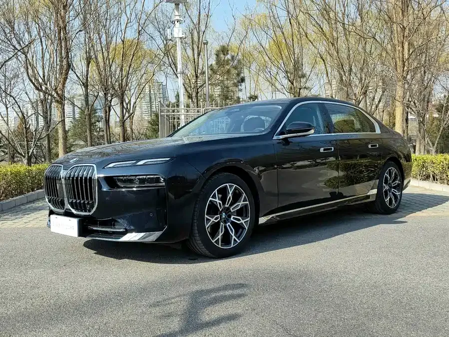 BMW 7 Series 2025