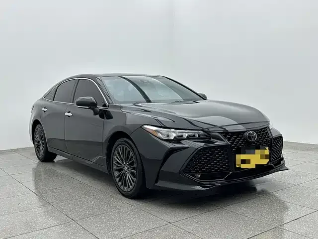 Toyota Avalon 2019 Avalon 2.0L XLE Premium Edition National VI 2022 — миниатюра 3