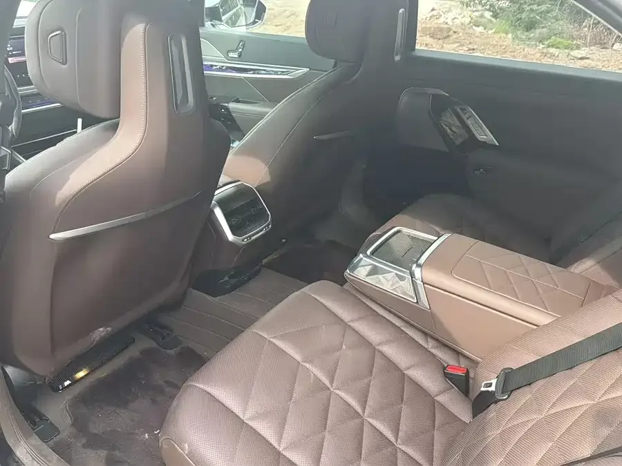 BMW 7 Series BMW 7 Series 2023 735Li M Sport Package 2024 — миниатюра 5