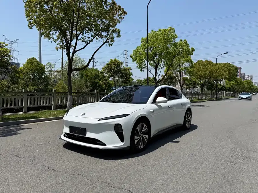 NIO ET5 2023