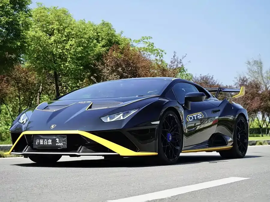 Lamborghini Huracn 2022