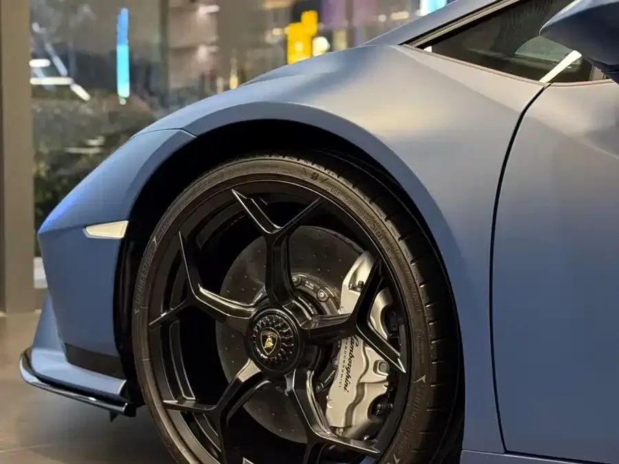 Lamborghini Huracn Huracn 2023 Huracn Tecnica 2025 — миниатюра 2