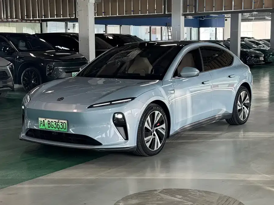 NIO ET5 2022