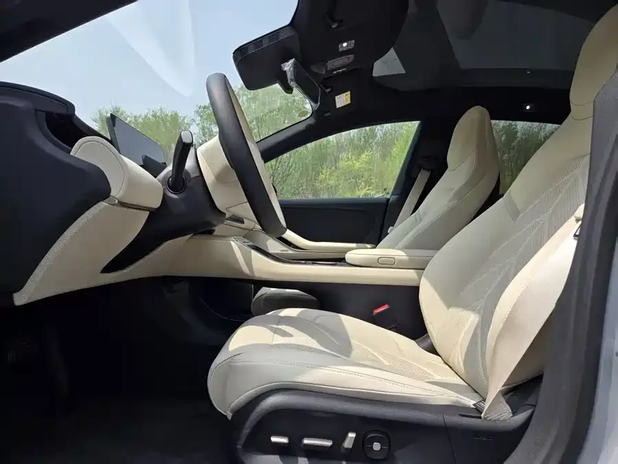 NIO ET5 NIO ET5 2025 75kWh 2026 — миниатюра 3