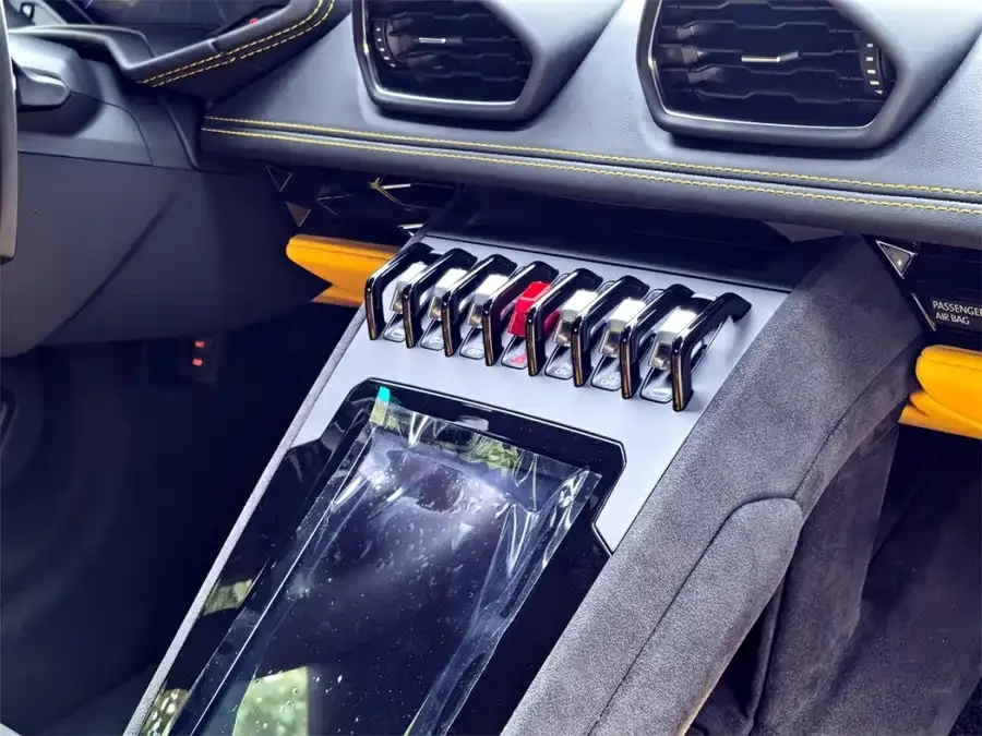 Lamborghini Huracn Huracn 2023 Huracn Tecnica 2025 — миниатюра 5