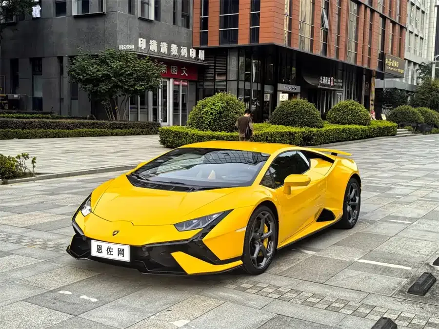 Lamborghini Huracn 2025