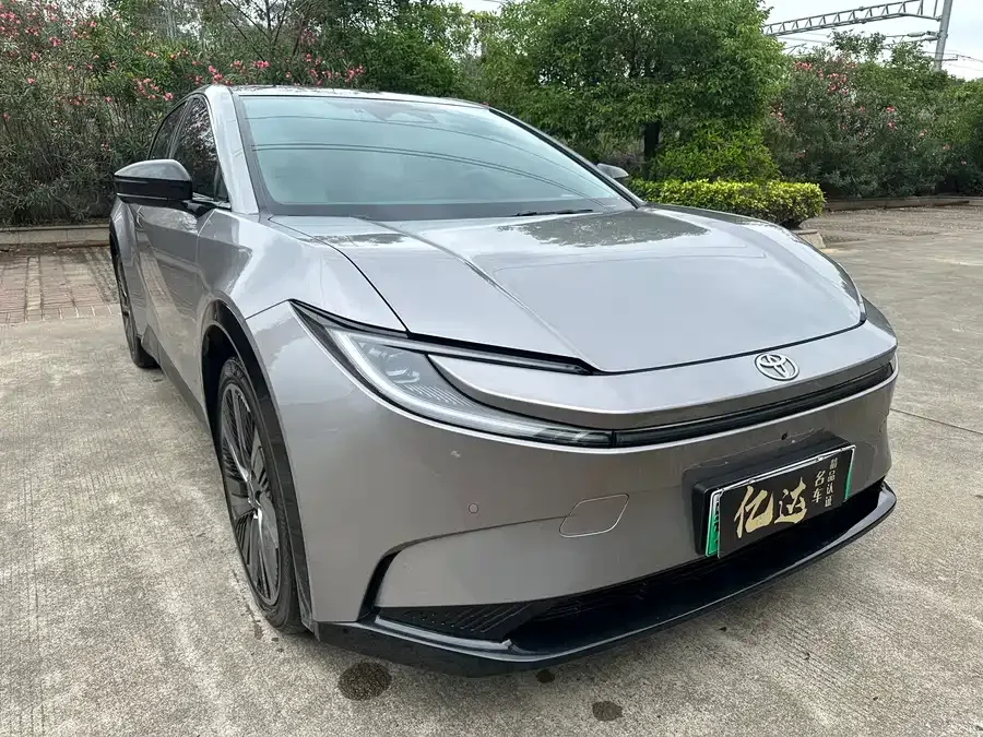 Toyota bZ 5 2025 550 PRO 2025 — миниатюра 3