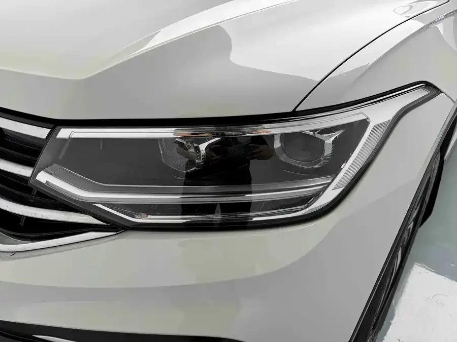 Volkswagen Tiguan L Tiguan L 2022 330TSI Automatic 2WD Smart Edition 2022 — миниатюра 5