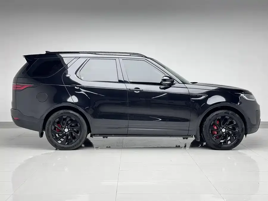 Land Rover finds Discover the 2023 300PS S 2022 — миниатюра 2