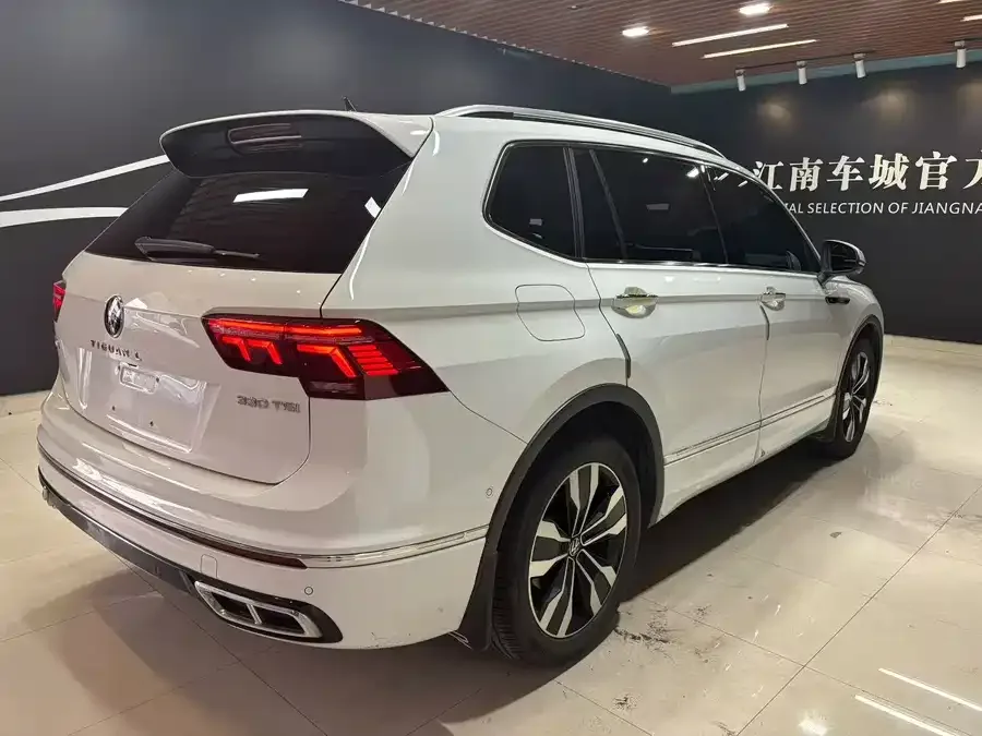 Volkswagen Tiguan L Tiguan L 2023 330TSI Automatic 2WD R-Line Enjoy Edition 2023 — миниатюра 3