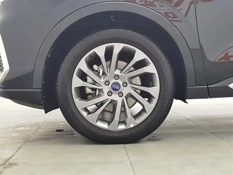 Ford Lingyu Lingyu 2023 EcoBoost 225 Premium 7-seater (2/2/3) 2023 — миниатюра 5