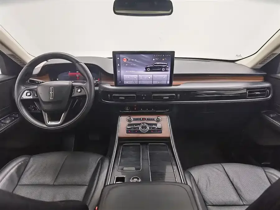 Lincoln Aviator Aviator 2023 3.0T V6 4WD Premium Cruise Edition 6 Seaters 2024 — миниатюра 2