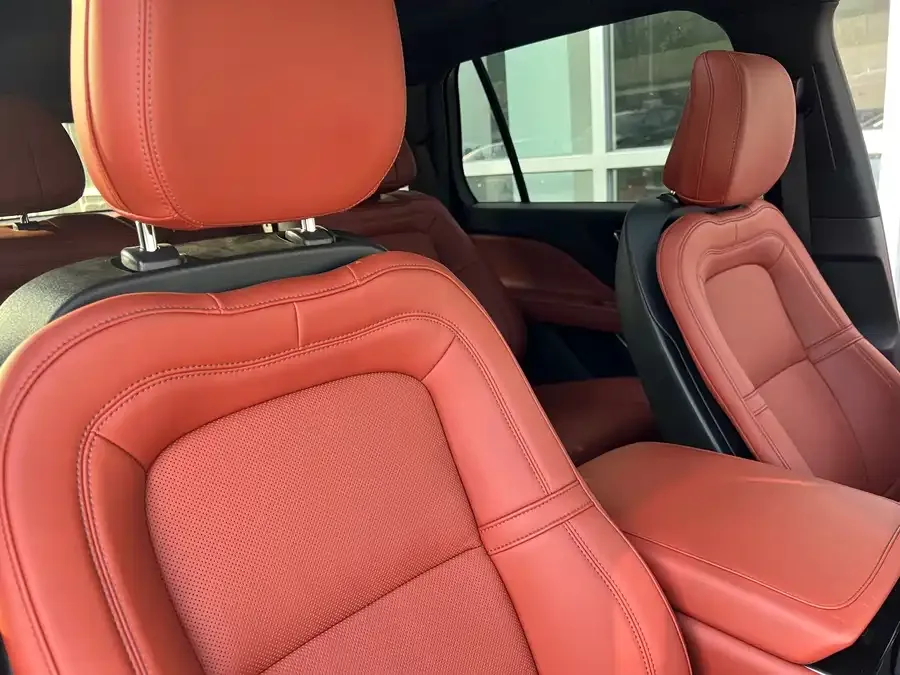 Lincoln Aviator Aviator 2024 3.0T V6 4WD Elegant Edition 6 Seaters 2026 — миниатюра 4