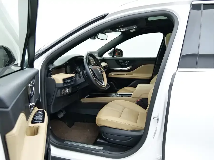 Lincoln Adventurer 2022 Explorer 2.0T 2WD Elegant Edition 2022 — миниатюра 3