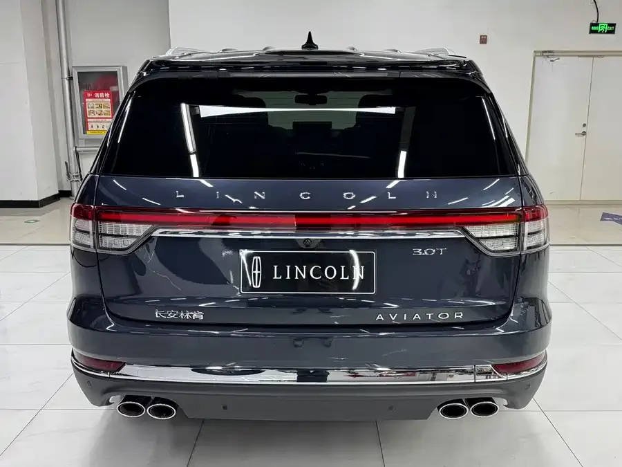 Lincoln Aviator Aviator 2021 3.0T V6 four-wheel drive executive version 2022 — миниатюра 2