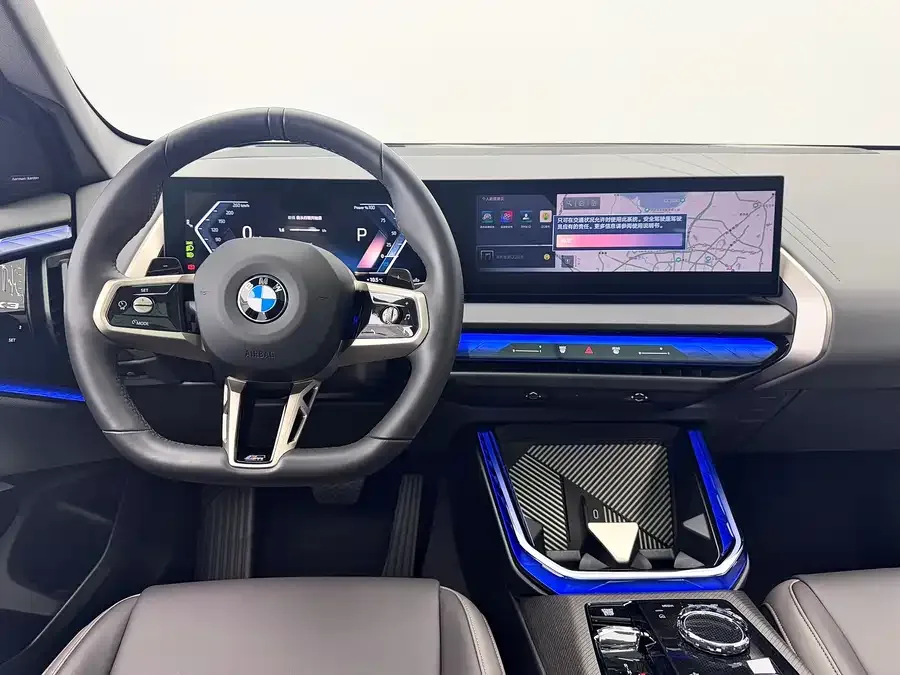 BMW X3 2025 xDrive30L Exclusive M Sport Package 2025 — миниатюра 4