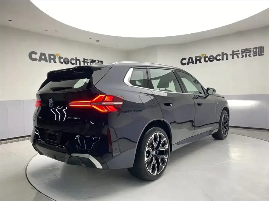 BMW X3 2025 xDrive30L Premium M Sport Night Edition 2025 — миниатюра 2