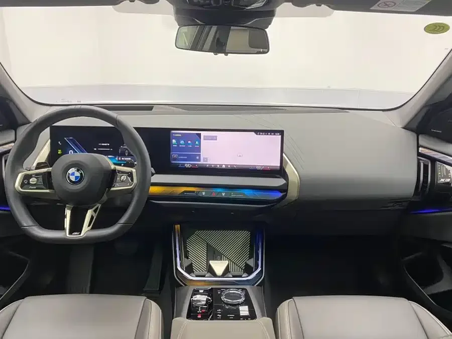 BMW X3 2025 xDrive30L Premium M Sport Night Edition 2025 — миниатюра 4