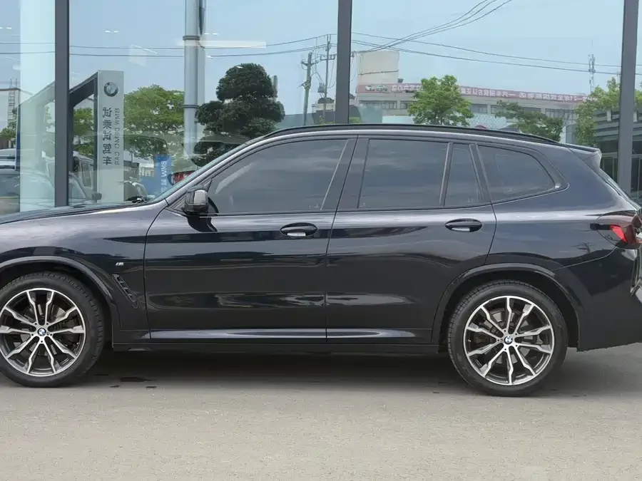 BMW X3 2022 xDrive30i Advanced M Night Package 2022 — миниатюра 3