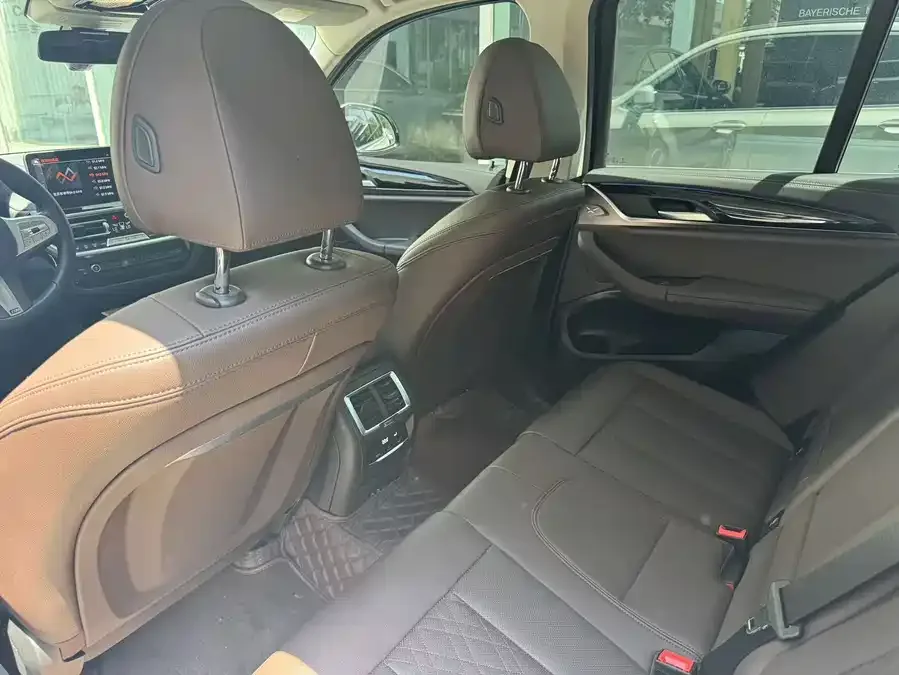 BMW X3 2023 xDrive25i M Sport Package 2024 — миниатюра 5