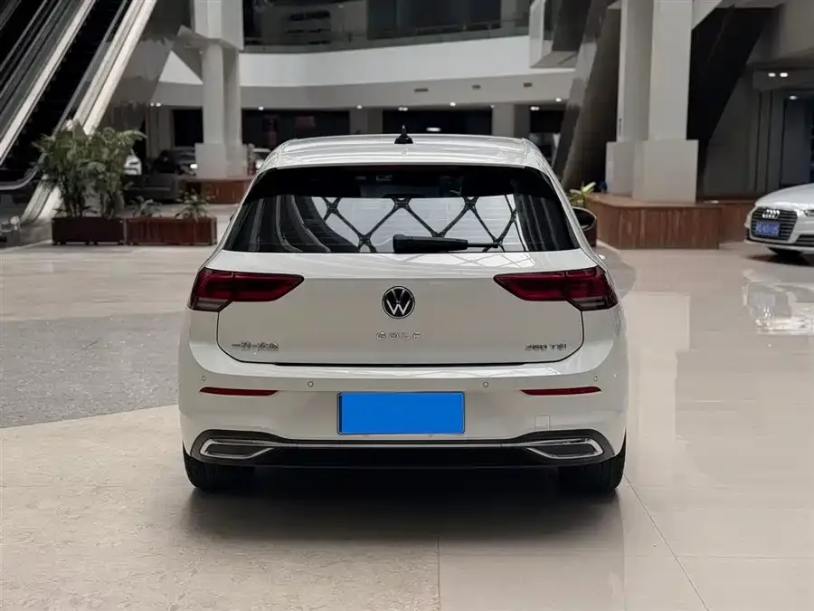 Volkswagen golf Golf 2021 280TSI DSG Pro 2022 — миниатюра 2