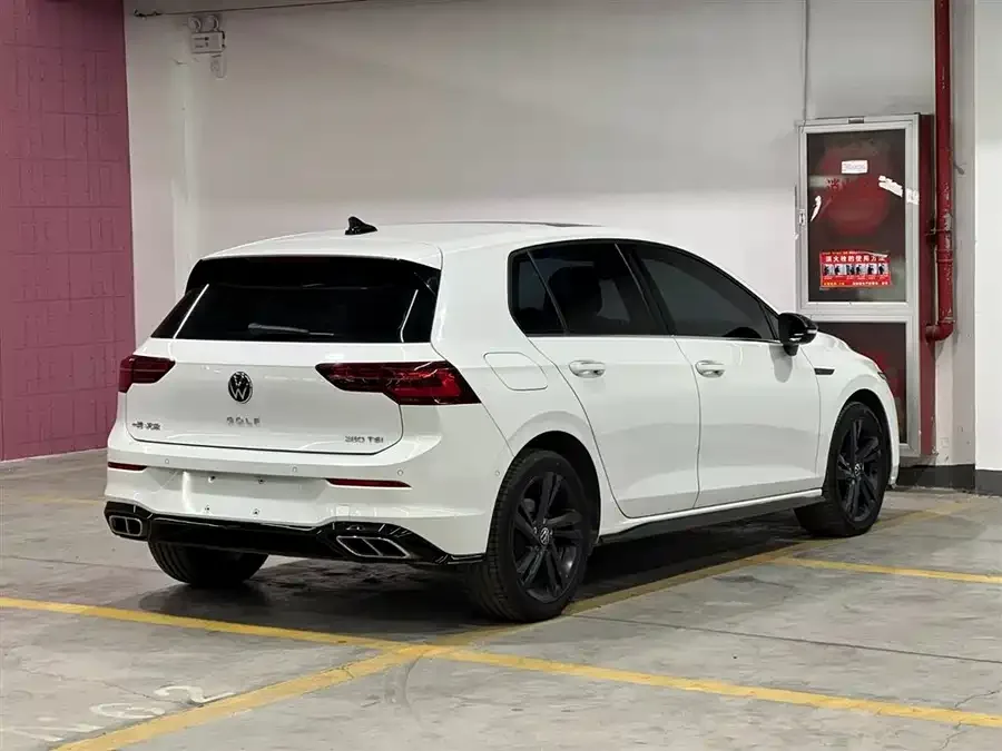 Volkswagen golf Golf 2023 280TSI DSG R-Line Lite 2022 — миниатюра 2