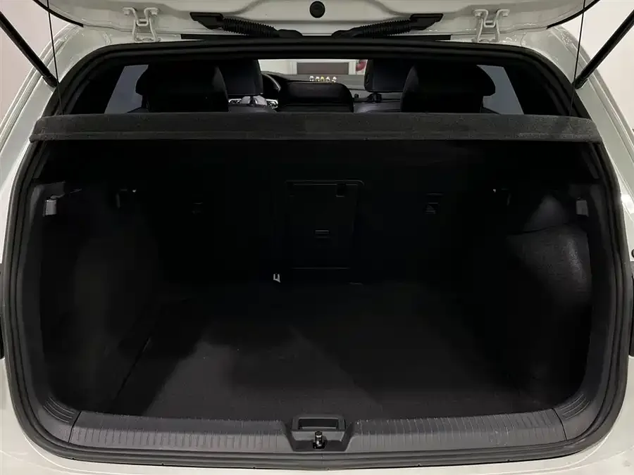 Volkswagen golf Golf 2023 280TSI DSG R-Line Lite 2022 — миниатюра 4