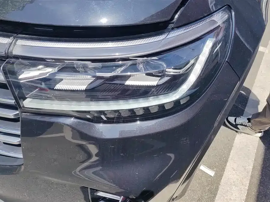 Ford Explorer Explorer 2023 EcoBoost 285 4WD Titanium Edition 7 Seaters 2024 — миниатюра 5