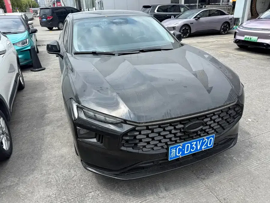 Ford Mondeo Mondeo 2025 1.5T EcoBoost Luxury Edition 2025 — миниатюра 3