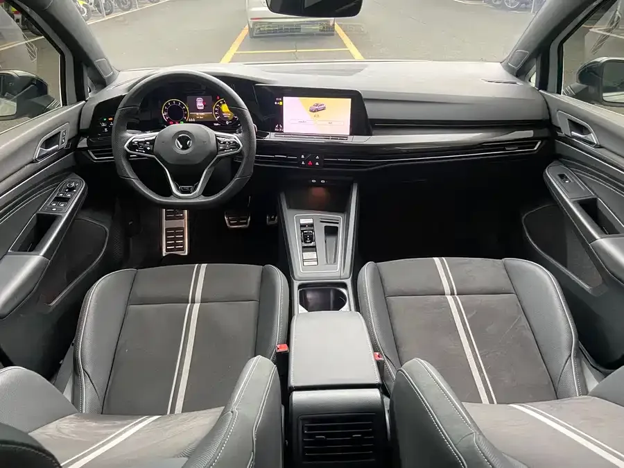 Volkswagen golf Golf 2023 280TSI DSG R-Line Lite 2023 — миниатюра 5