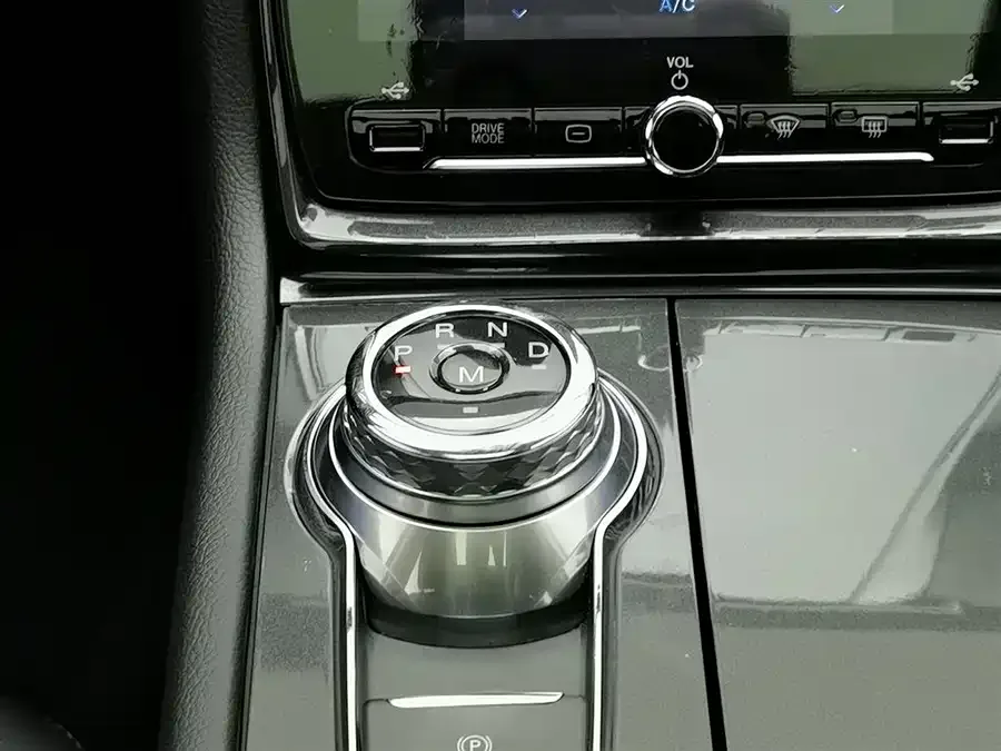 Ford Taurus Taurus 2019 EcoBoost 245 Enjoy Edition 2022 — миниатюра 4