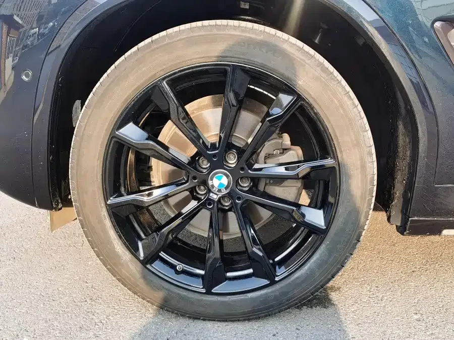 BMW X3 2022 xDrive30i Exclusive M Night Edition 2022 — миниатюра 3