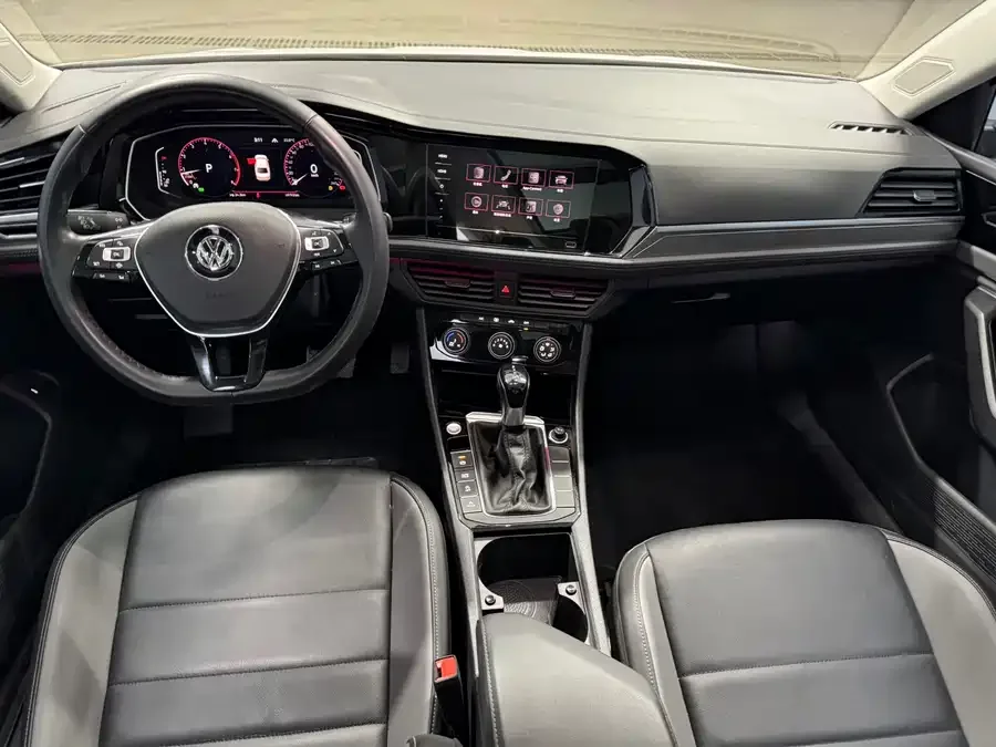Volkswagen Sagitar 2022 Sagitar 280TSI DSG Flying Edition 2022 — миниатюра 4