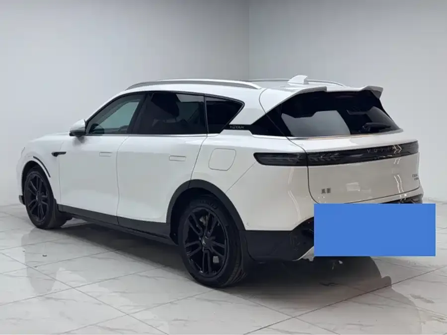 Voyah Lantu FREE Lantu FREE 2024 ultra-long battery life smart driving version 2024 — миниатюра 2