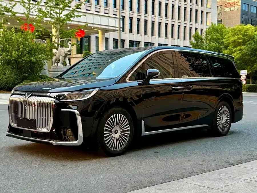 Voyah Lantu Dreamer 2025