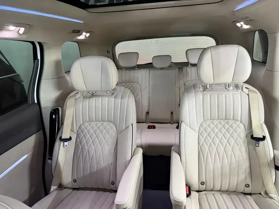 Voyah Lantu Dreamer 2022 Lantu Dreamer Low-Carbon Edition Dream+ Smart Package 2023 — миниатюра 3