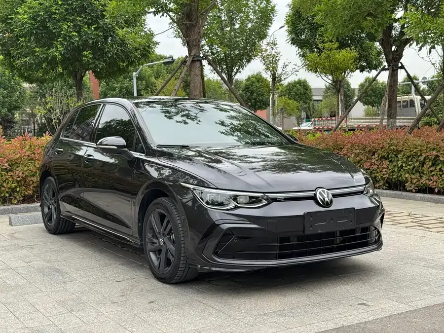 Volkswagen golf Golf 2021 280TSI DSG R-Line 2022 — миниатюра 3